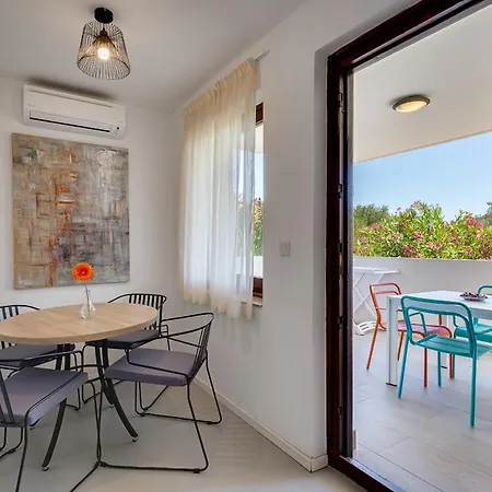 Apartament Lovisca