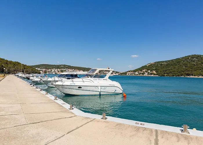 Lovisca Apartman Jezera