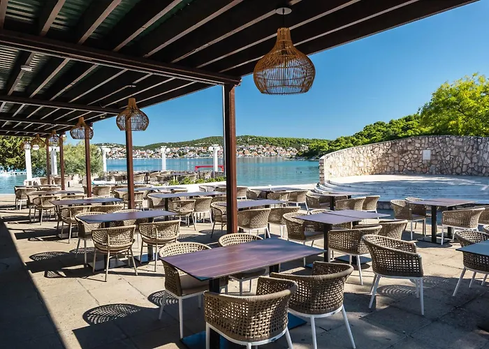 Lovisca Apartman Jezera